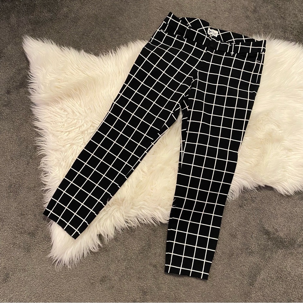 Old Navy Black and White Checkered Skinny Pants